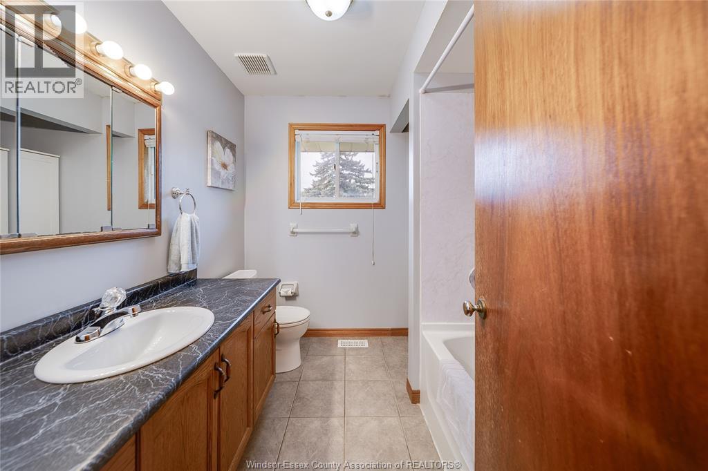 669 Talbot Road, Maidstone, Ontario  N0R 1K0 - Photo 19 - 26019275