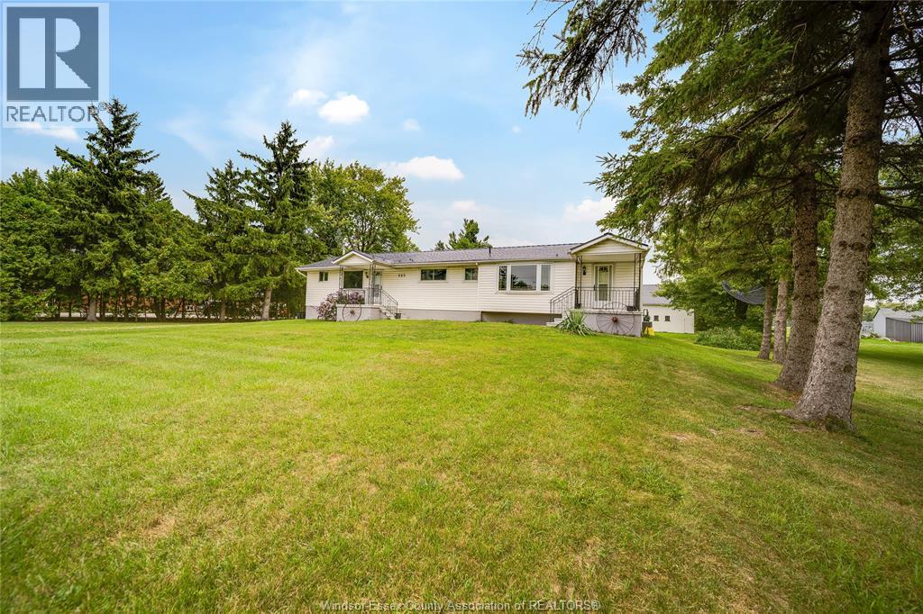 669 Talbot Road, Maidstone, Ontario  N0R 1K0 - Photo 3 - 26019275