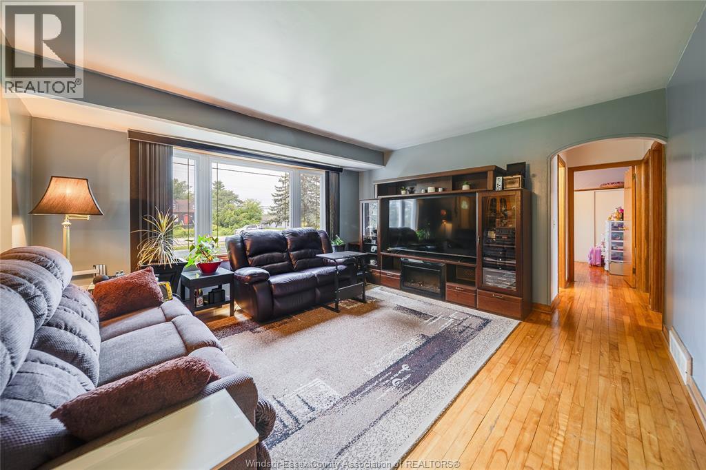 669 Talbot Road, Maidstone, Ontario  N0R 1K0 - Photo 6 - 26019275