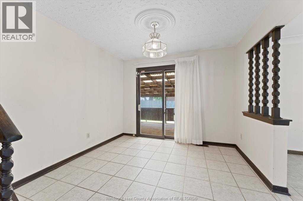 5860 Ninth Street, Lasalle, Ontario  N9H 1P2 - Photo 6 - 26019706