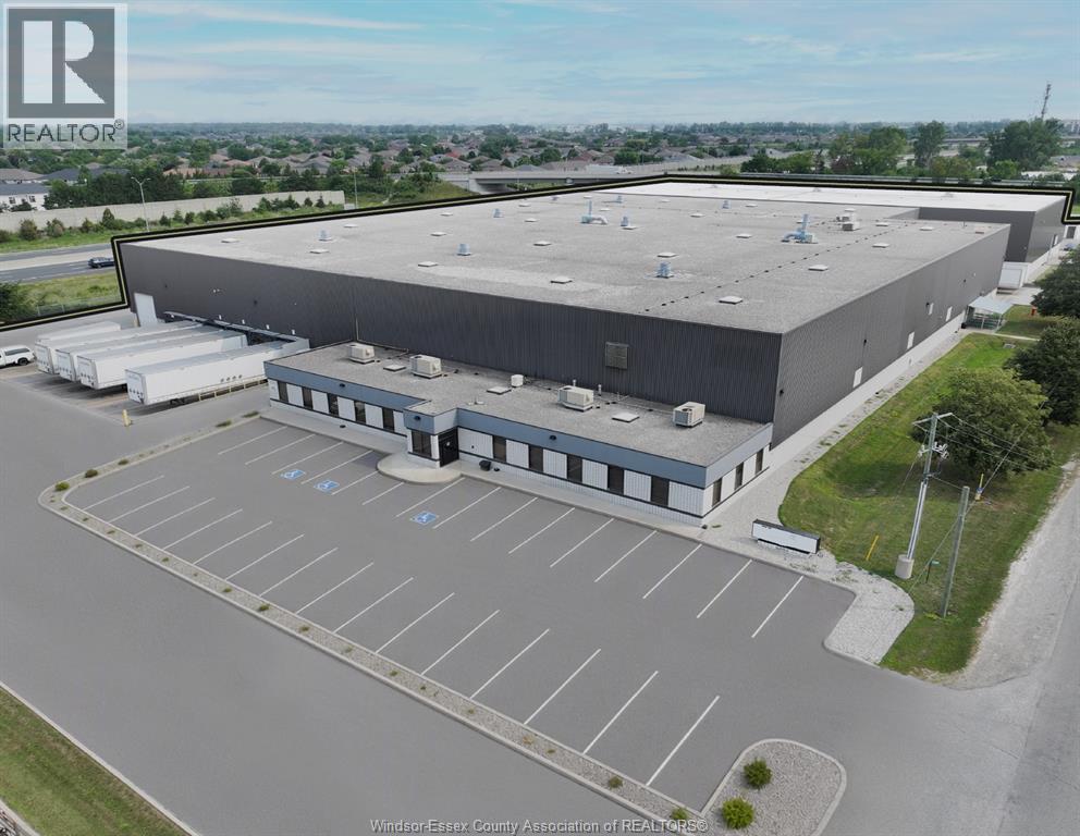 5265 OUTER DRIVE, Windsor, Ontario