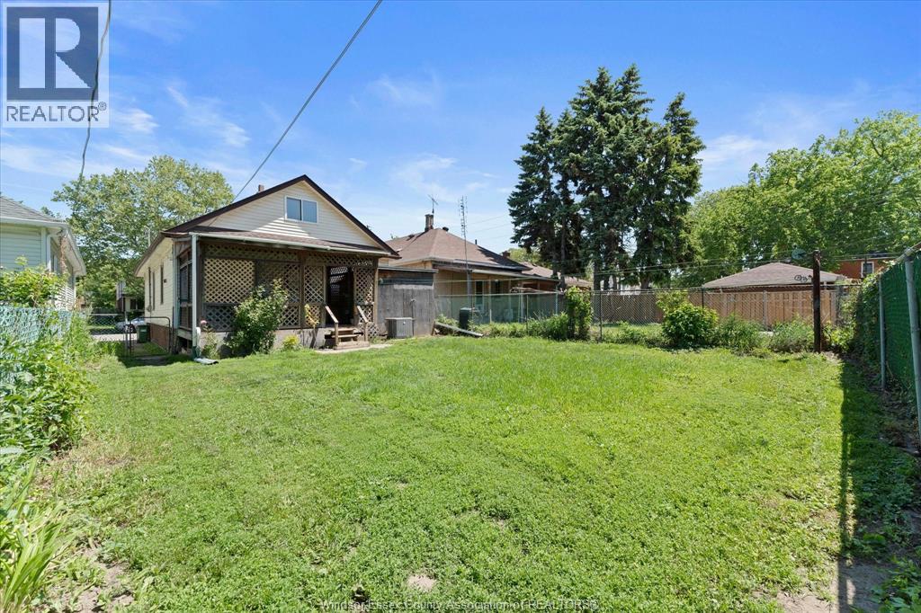 663 Brock Street, Windsor, Ontario  N9C 2T1 - Photo 36 - 26019754