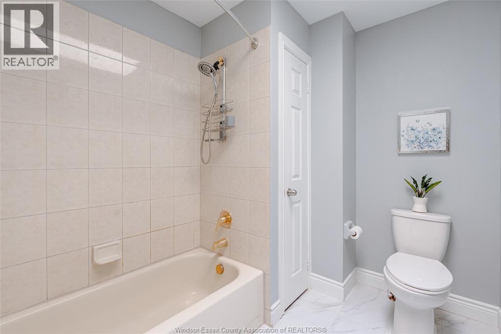 824 Lake Trail, Windsor, Ontario  N9G 2M8 - Photo 26 - 26019800