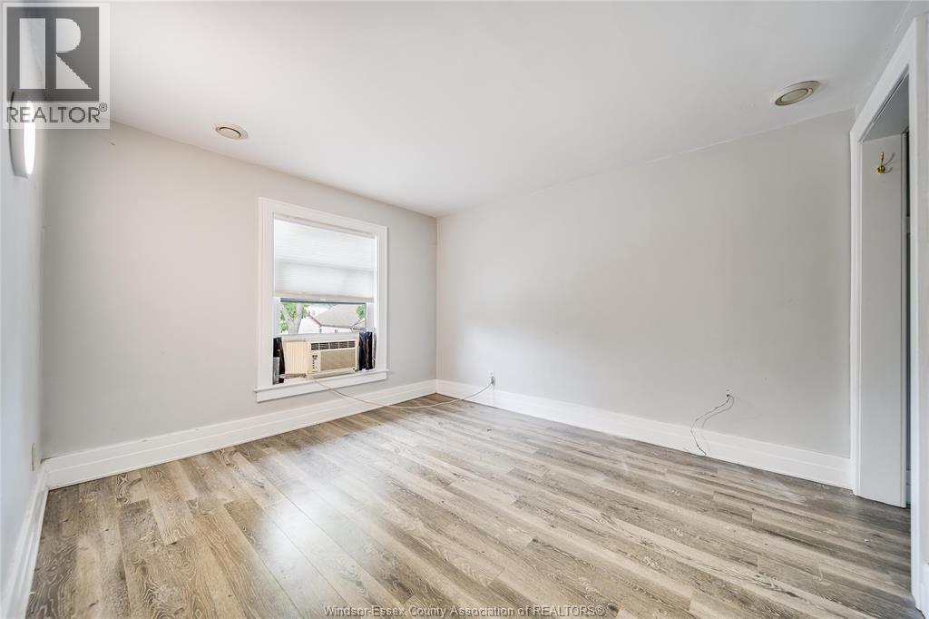 392 Curry Avenue, Windsor, Ontario  N9B 2B7 - Photo 30 - 26019833
