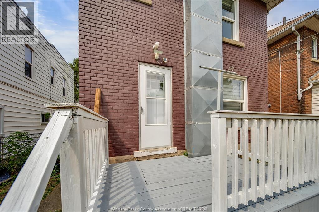 392 Curry Avenue, Windsor, Ontario  N9B 2B7 - Photo 41 - 26019833