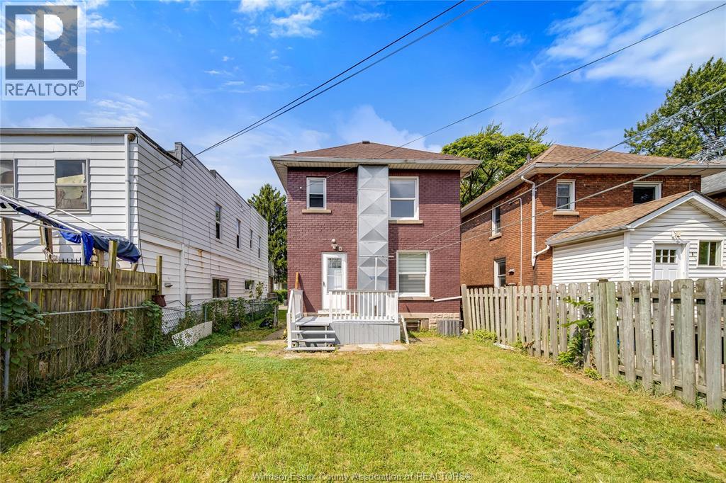 392 Curry Avenue, Windsor, Ontario  N9B 2B7 - Photo 43 - 26019833