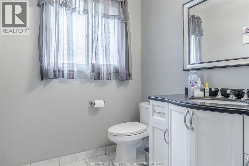 2010 Grand Marais Road West, Windsor, Ontario  N9E 1G1 - Photo 18 - 26019819