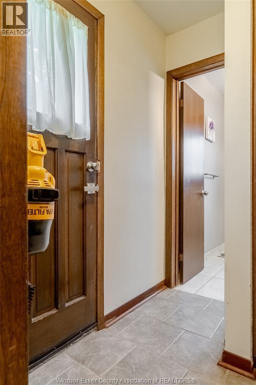 2010 Grand Marais Road West, Windsor, Ontario  N9E 1G1 - Photo 21 - 26019819