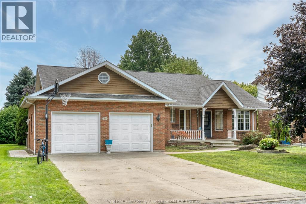 54 SHAWNEE COURT, Leamington, Ontario