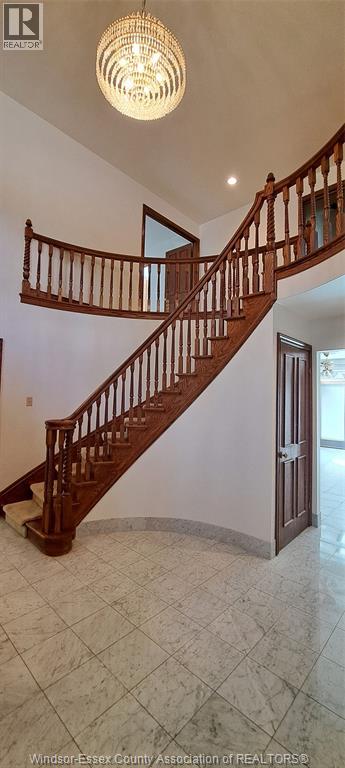 3431 Ancaster Court, Windsor, Ontario  N9E 4J5 - Photo 4 - 26019902