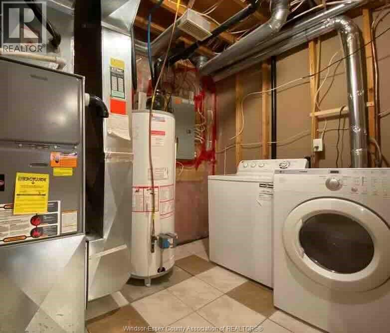 4537 Fontana Avenue Unit# Lower, Windsor, Ontario  N9G 3C8 - Photo 11 - 26019919