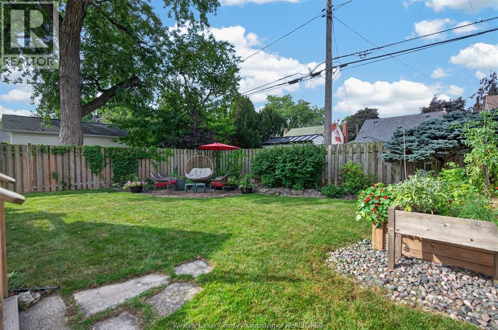 2259 Lincoln, Windsor, Ontario  N8W 2R3 - Photo 35 - 26019962