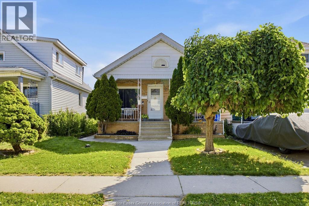 1172 MARION AVENUE, Windsor, Ontario