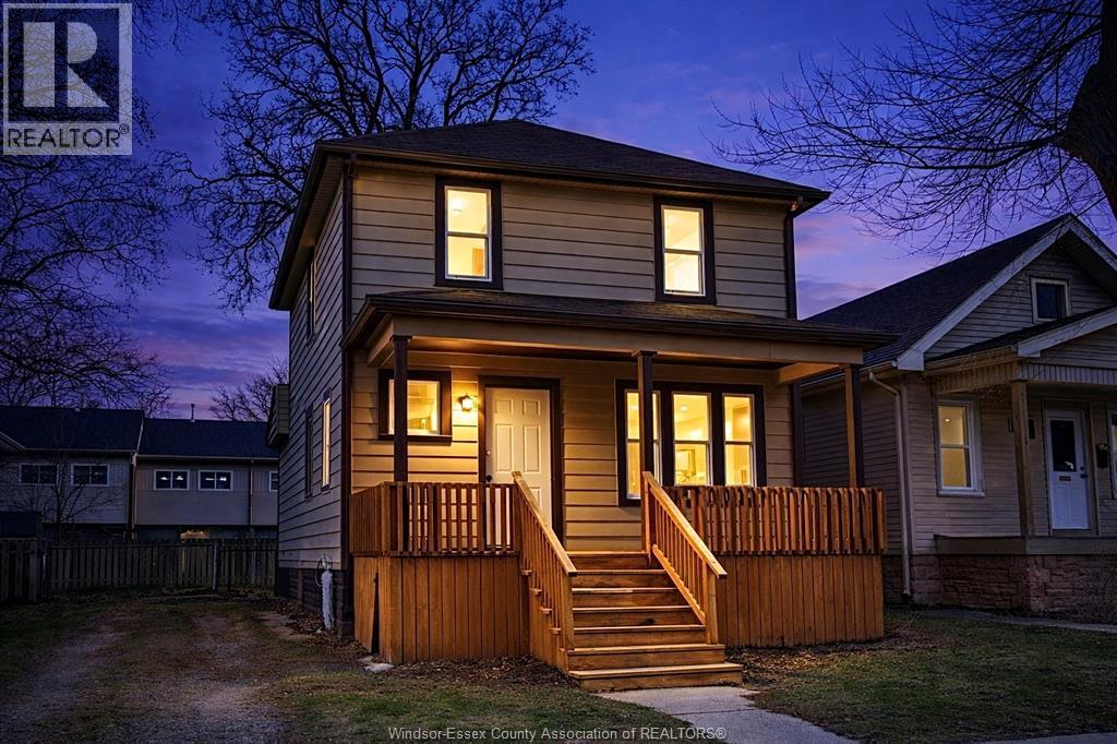 3463 HARRIS STREET, Windsor, Ontario