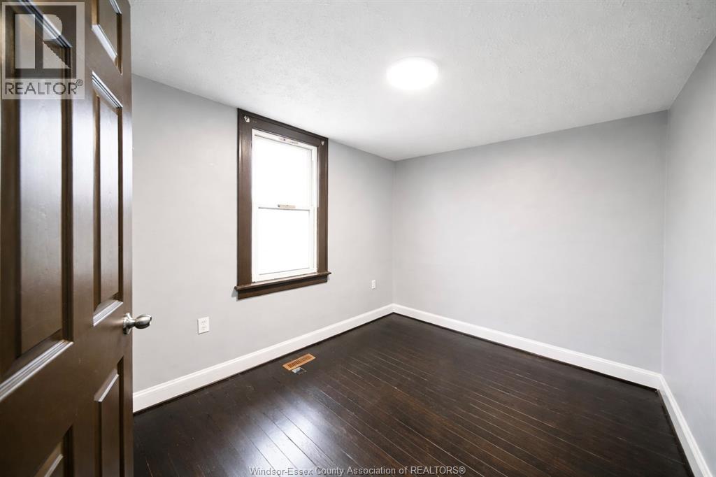 3463 Harris Street, Windsor, Ontario  N9C 1N6 - Photo 21 - 26020014
