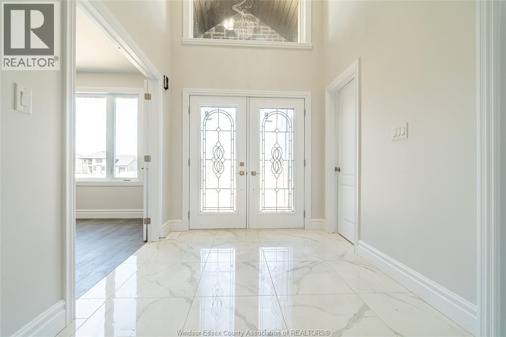 189 Whelan Drive, Amherstburg, Ontario  N9V 0G9 - Photo 2 - 26020028