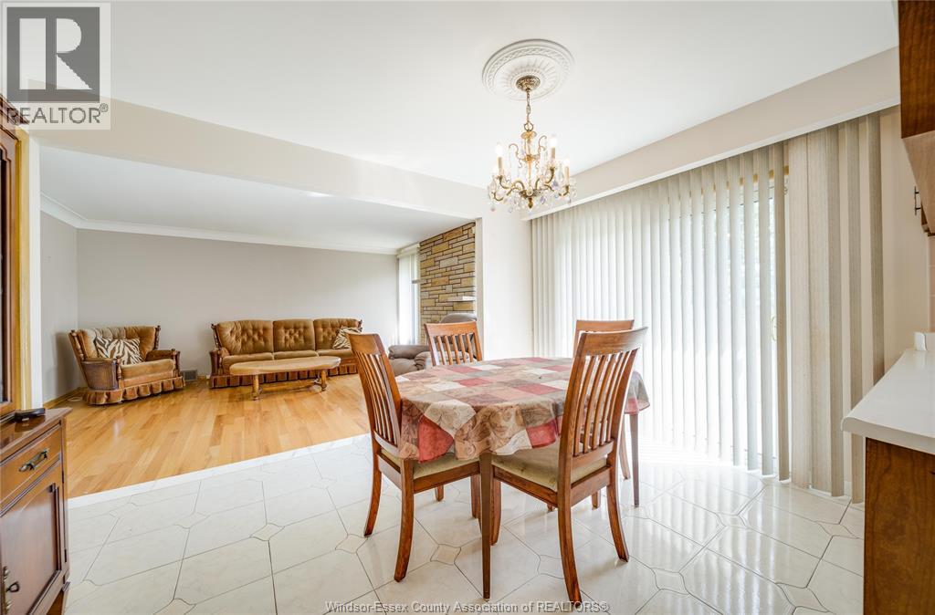 2506 Longfellow Avenue, Windsor, Ontario  N9E 2K9 - Photo 13 - 26020026