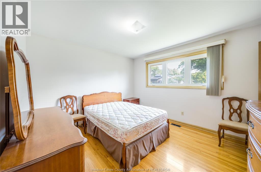 2506 Longfellow Avenue, Windsor, Ontario  N9E 2K9 - Photo 17 - 26020026