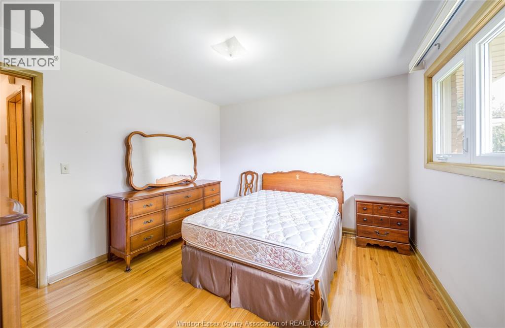 2506 Longfellow Avenue, Windsor, Ontario  N9E 2K9 - Photo 18 - 26020026