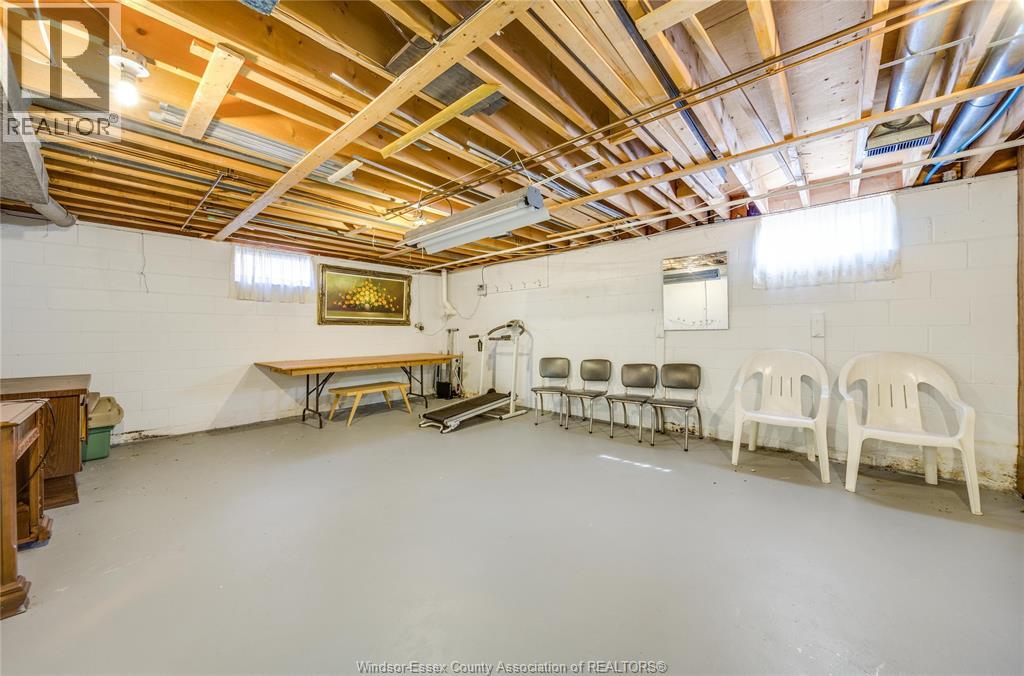 2506 Longfellow Avenue, Windsor, Ontario  N9E 2K9 - Photo 30 - 26020026