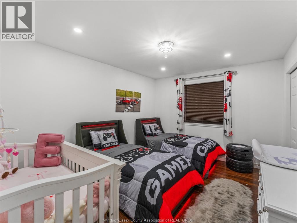 2408 Waterford Avenue, Windsor, Ontario  N8P 1S1 - Photo 12 - 26020022