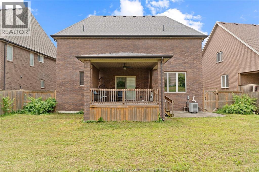 2276 Dandurand, Windsor, Ontario  N9E 4Z7 - Photo 34 - 26020030