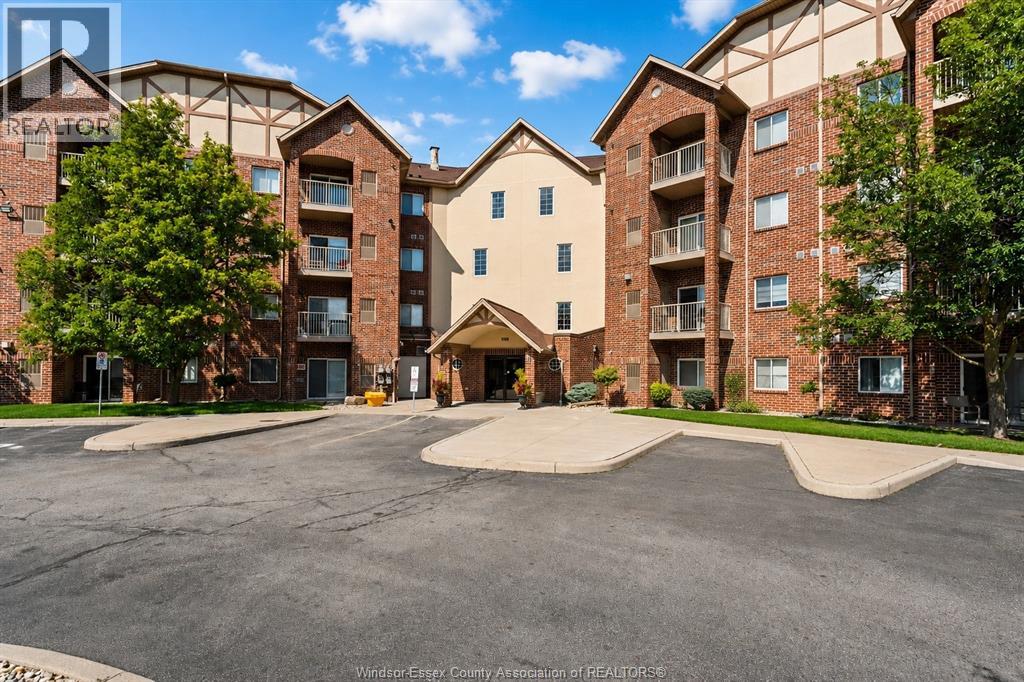 3160 Wildwood Unit# 217, Windsor, Ontario  N8R 2K8 - Photo 1 - 26020037