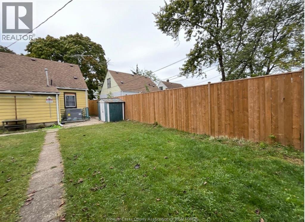 1058 California, Windsor, Ontario  N9B 2Z7 - Photo 24 - 26020025