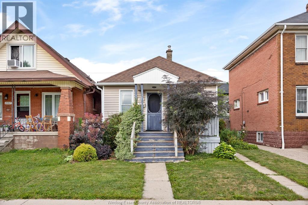 1545 LILLIAN AVENUE, Windsor, Ontario