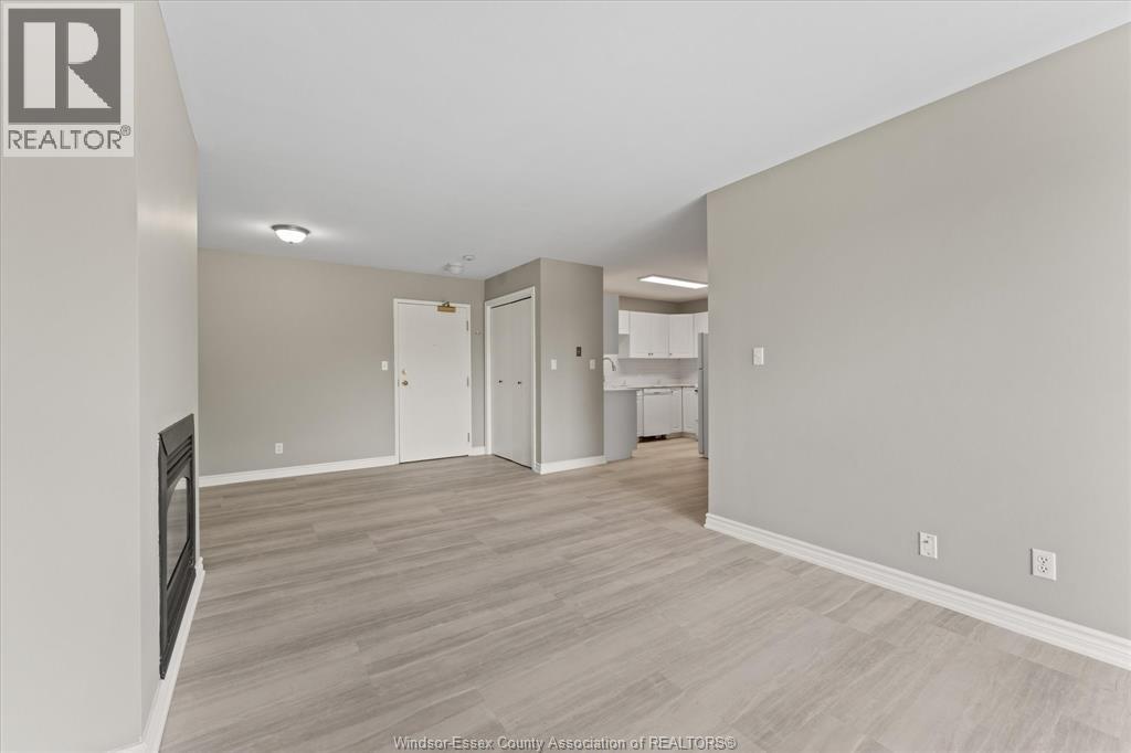44 Robson Unit# 303, Leamington, Ontario  N8H 5E4 - Photo 11 - 26020063