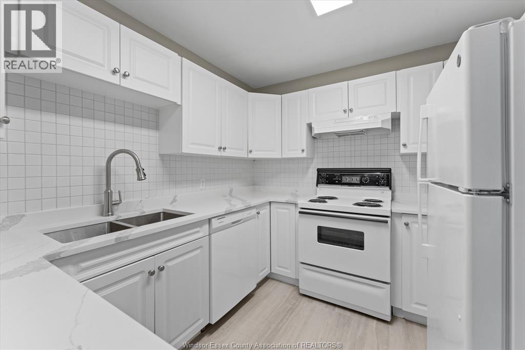 44 Robson Unit# 303, Leamington, Ontario  N8H 5E4 - Photo 14 - 26020063