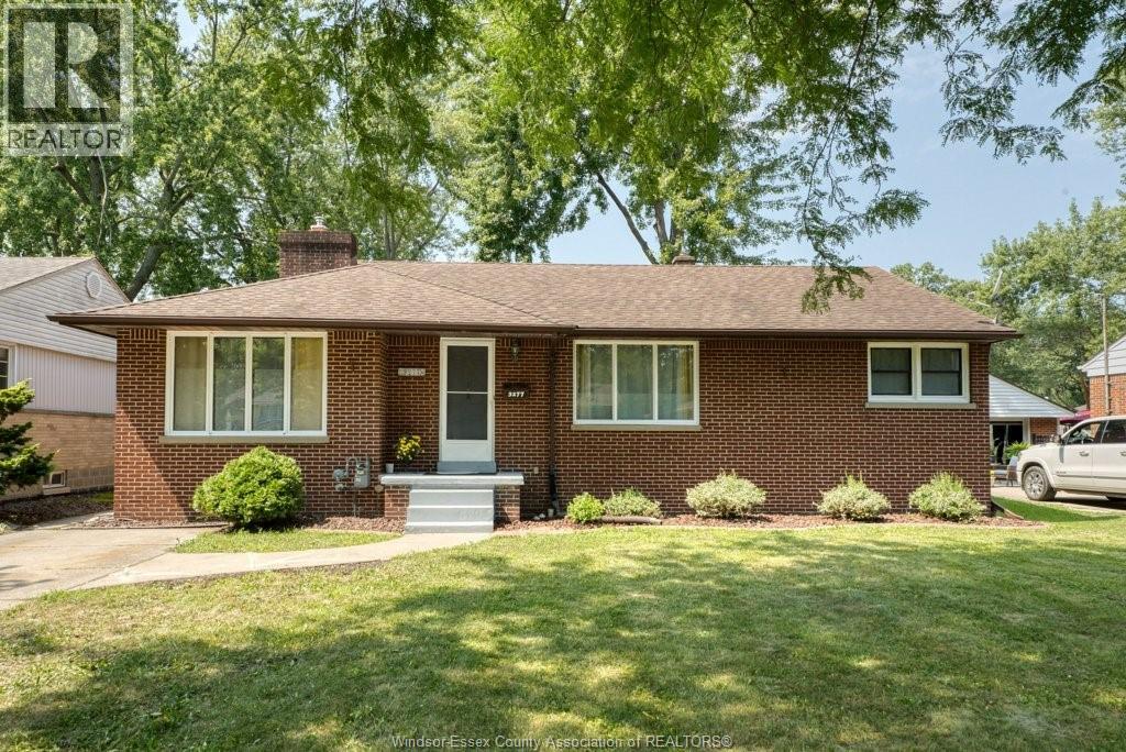 3277 DOMINION, Windsor, Ontario