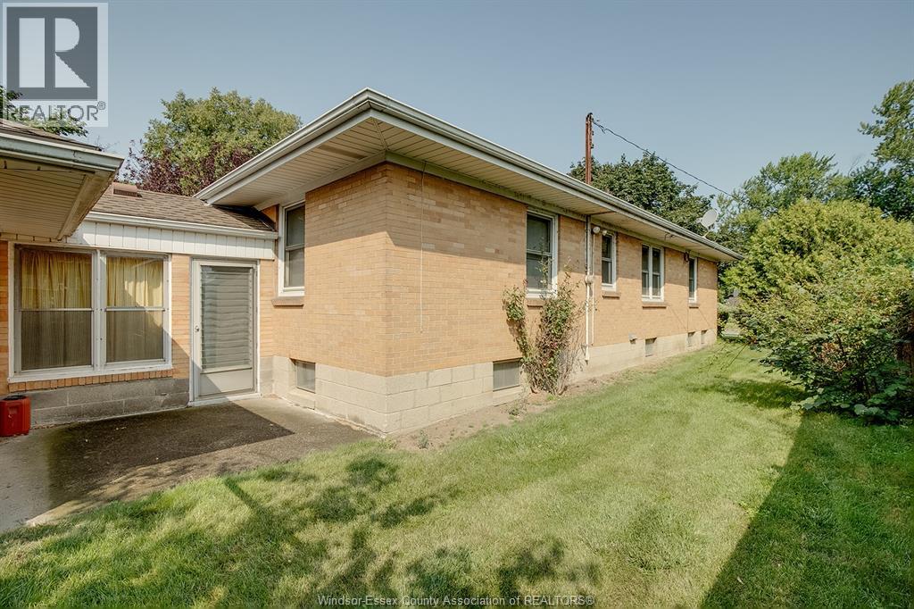 4305 Pleasant Place, Windsor, Ontario  N8Y 2E9 - Photo 31 - 26020083