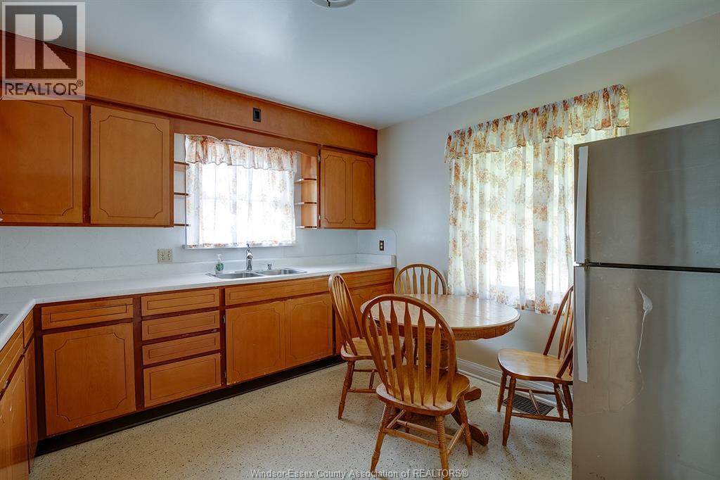 4305 Pleasant Place, Windsor, Ontario  N8Y 2E9 - Photo 5 - 26020083