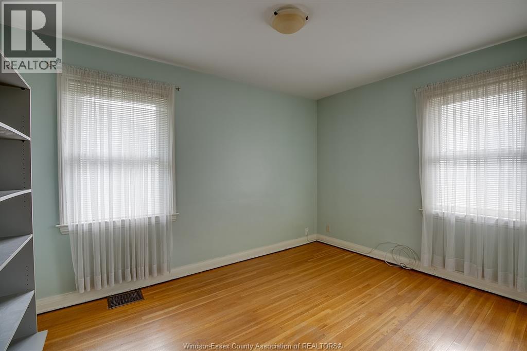 4305 Pleasant Place, Windsor, Ontario  N8Y 2E9 - Photo 9 - 26020083