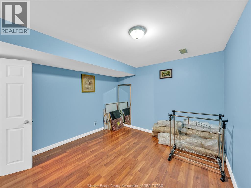 1098 Stoneybrook Crescent, Windsor, Ontario  N9G 2Y3 - Photo 45 - 26020105