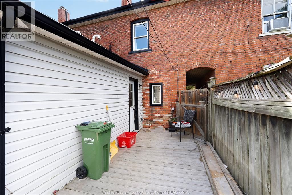 1092 Monmouth, Windsor, Ontario  N8Y 3L7 - Photo 24 - 26019637