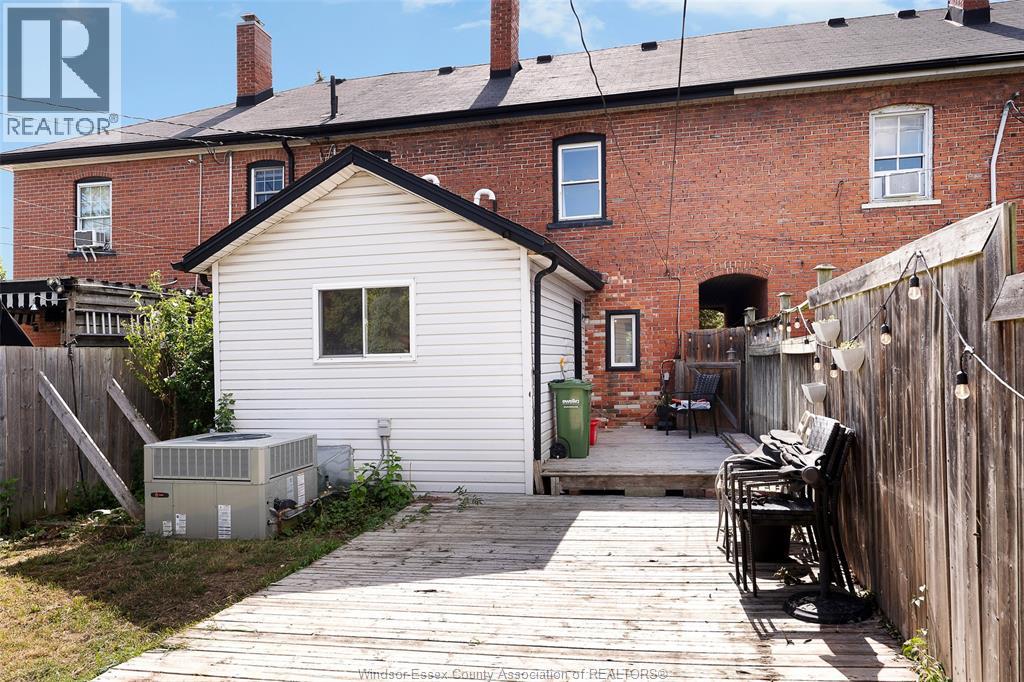 1092 Monmouth, Windsor, Ontario  N8Y 3L7 - Photo 25 - 26019637