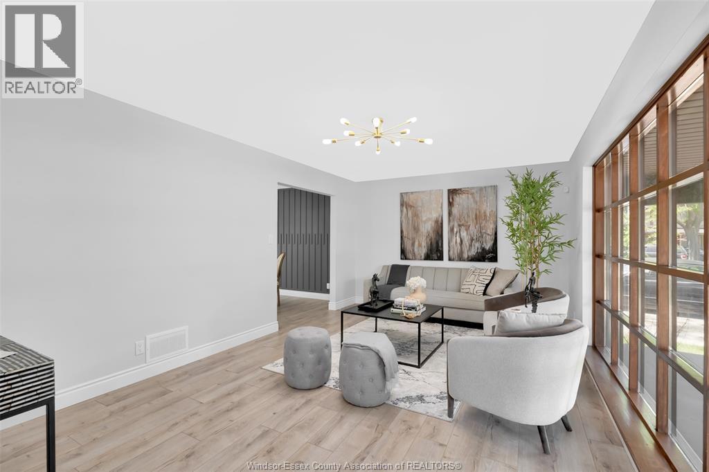 3045 Claxton Court, Windsor, Ontario  N8R 1P9 - Photo 4 - 26020106
