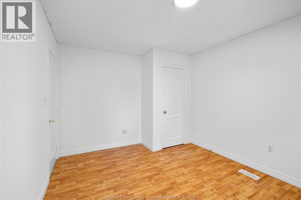 311 Conrad Street, Sarnia, Ontario  N7T 3K4 - Photo 11 - 26020126