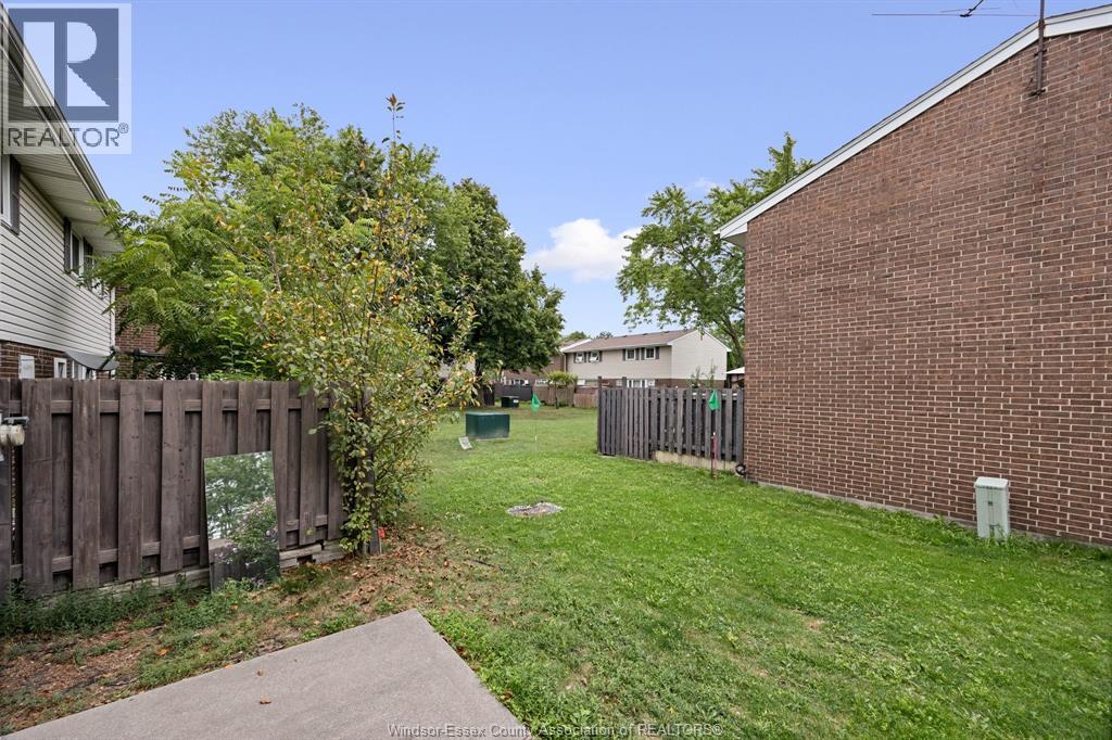 2755 Meadowbrook Unit# 11, Windsor, Ontario  N8T 2Y6 - Photo 22 - 26020157