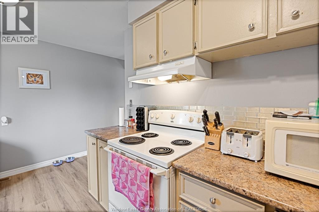 2755 Meadowbrook Unit# 11, Windsor, Ontario  N8T 2Y6 - Photo 8 - 26020157