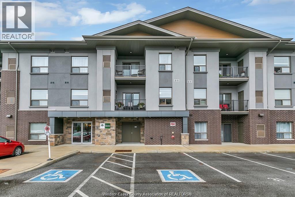 5850 Newman Unit# 213, Lasalle, Ontario  N9J 0E2 - Photo 3 - 26020155