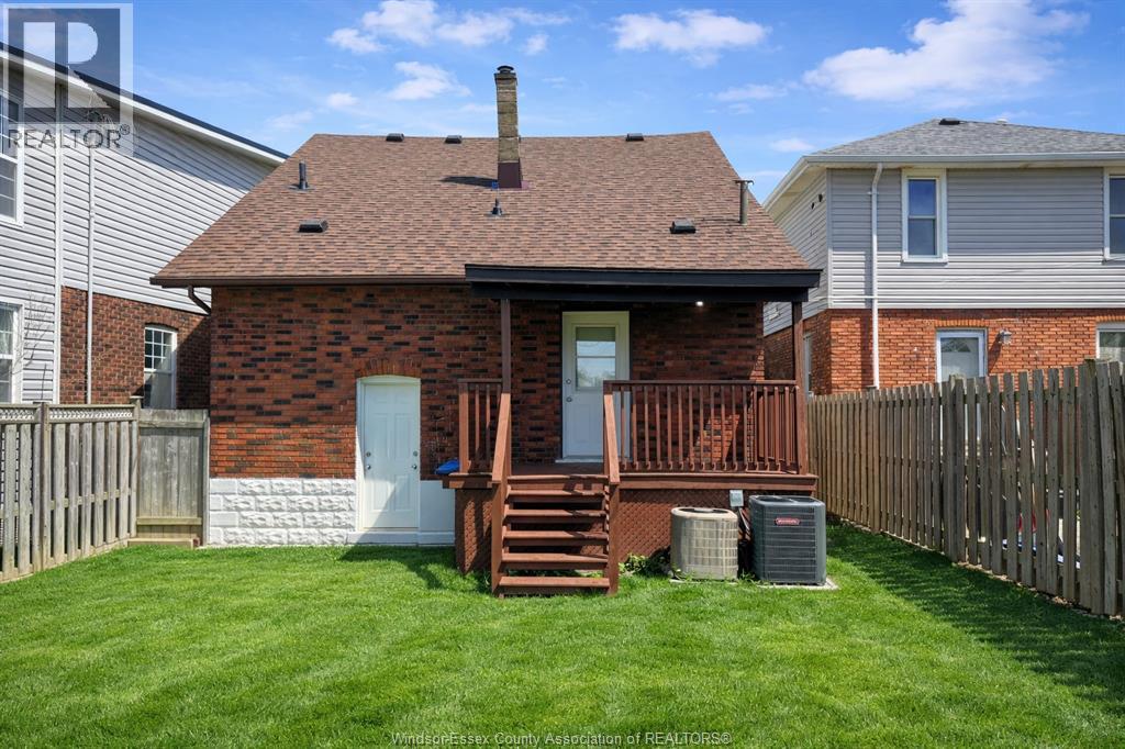 1351 Marentette Avenue Unit# Upper, Windsor, Ontario  N8X 4C9 - Photo 11 - 26020142