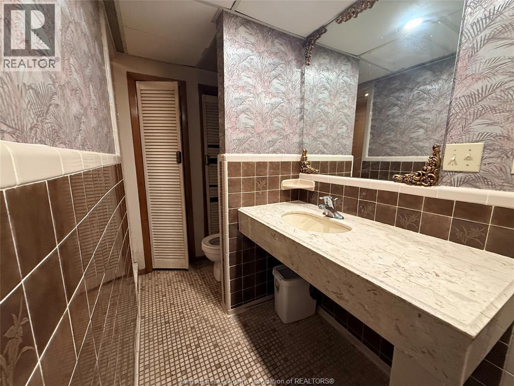 2450 Academy Drive Unit# Basement, Windsor, Ontario  N9E 2G6 - Photo 4 - 26020168