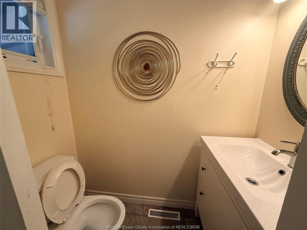2450 Academy Drive, Windsor, Ontario  N9E 2G6 - Photo 10 - 26020167
