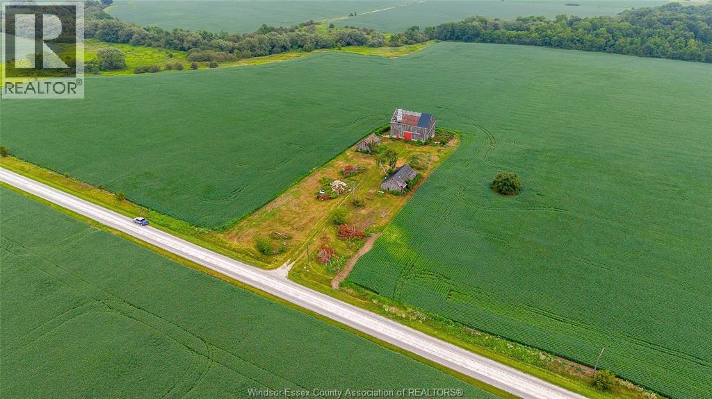 1094 Hale School Road, Dawn-Euphemia, Ontario  N0P 1K0 - Photo 11 - 26020100