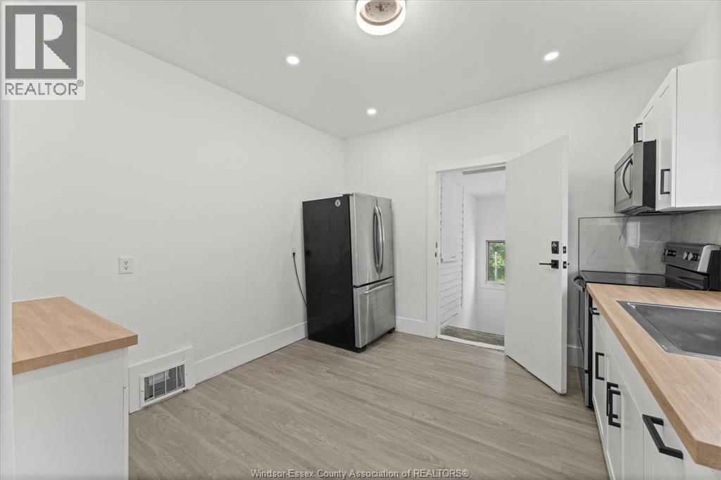 371 Curry, Windsor, Ontario  N9E 2B6 - Photo 12 - 26018887