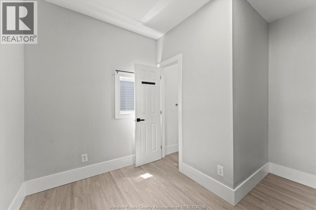 371 Curry, Windsor, Ontario  N9E 2B6 - Photo 17 - 26018887