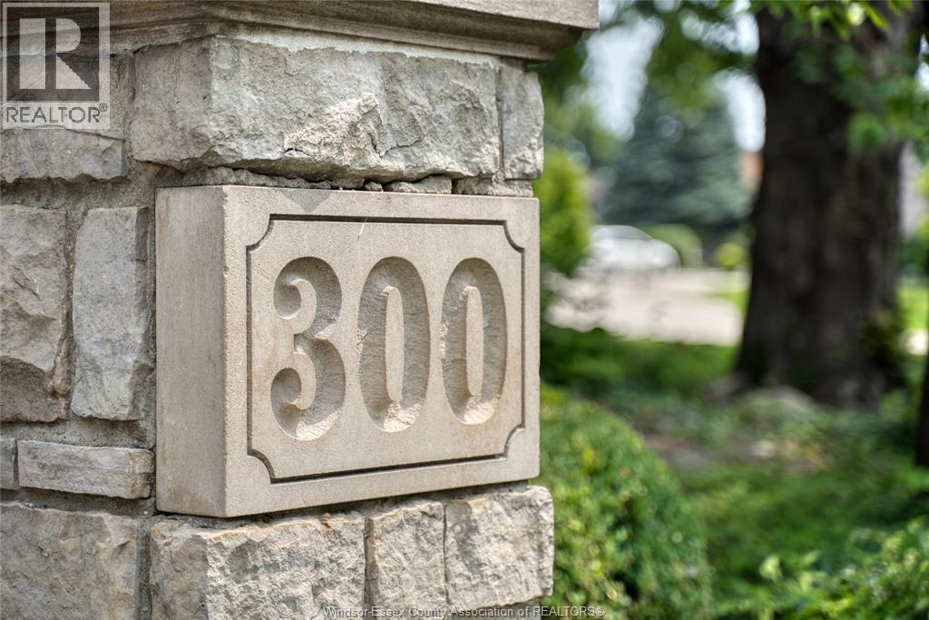 300 Elmgrove Drive, Lakeshore, Ontario  N8N 3S4 - Photo 4 - 26020161